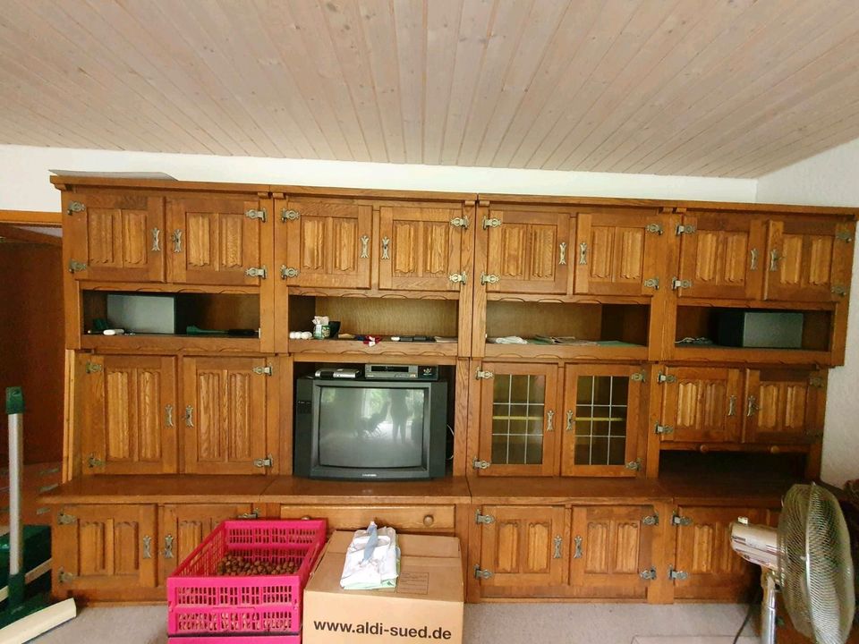 Wohnzimmer Schrankwand Echtholz Eiche in Nagold