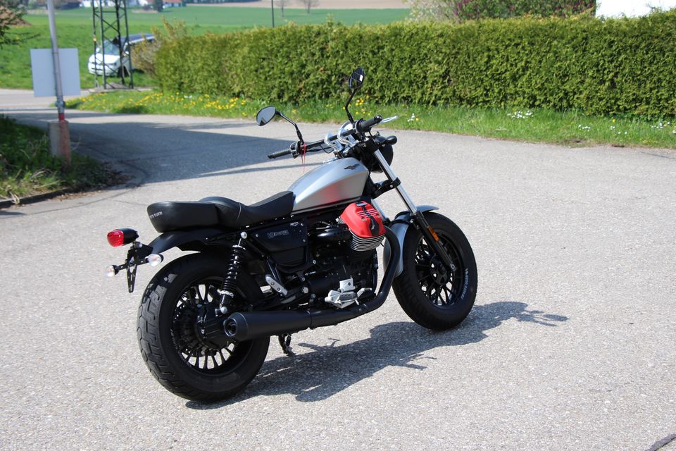 Moto Guzzi V9 Bobber Top Zustand + Bike Ankauf + Finanzierung in Dachau