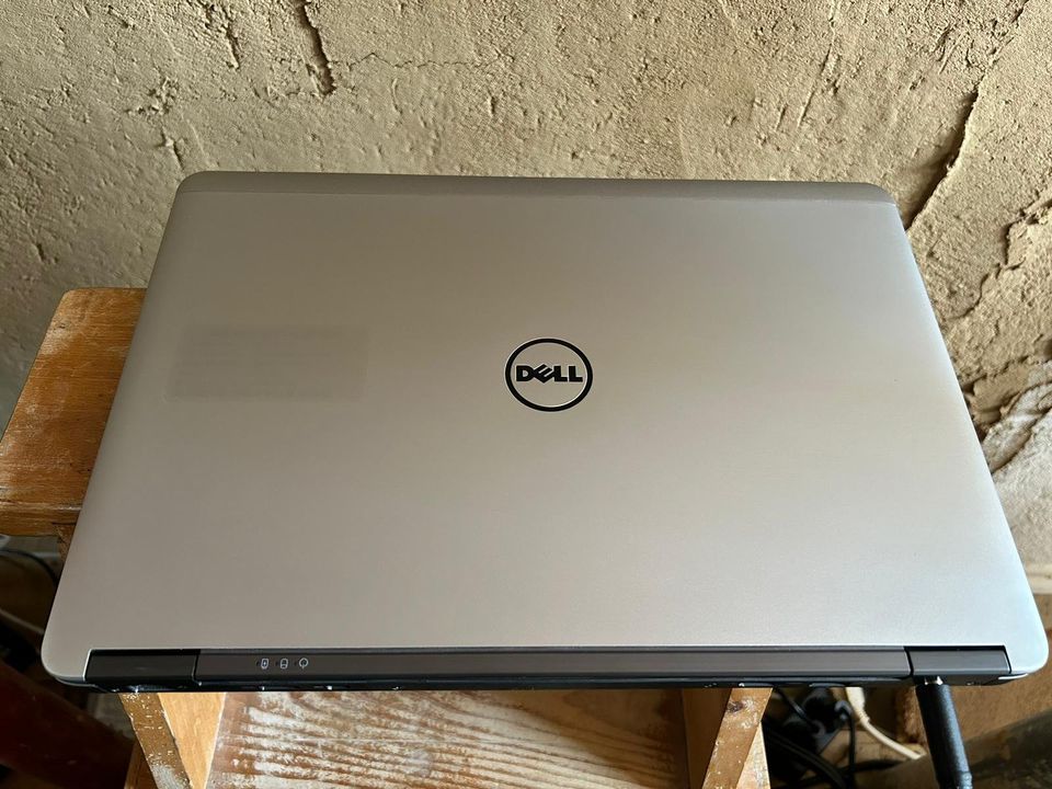 Notebook Laptop Dell Latitude E7440 i7-4600U 8GB 250GB in Lüssow