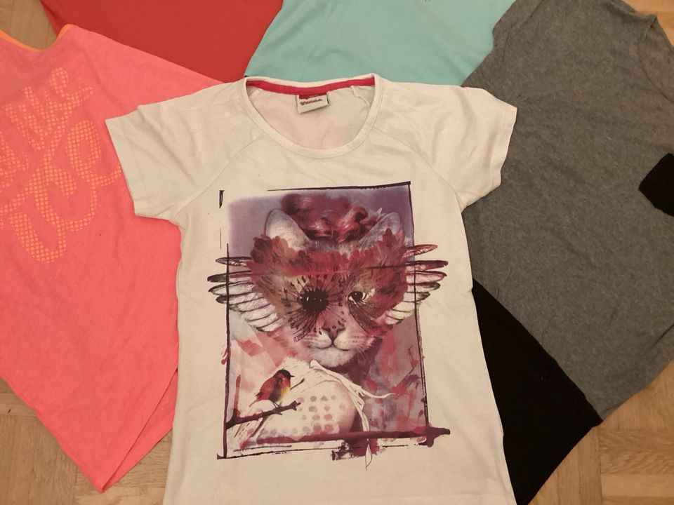 Süße T-Shirts von Zara, H&M. Yigga usw., Gr. 146/152 in Iserlohn