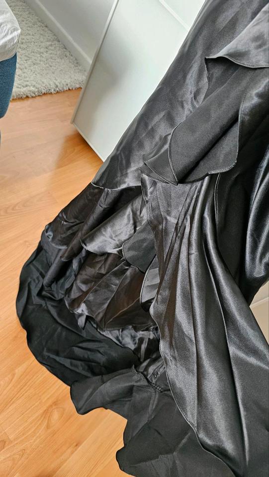 Kleid Unique Abiballkleid Hochzeit Gala schwarz Größe 34 in Düsseldorf