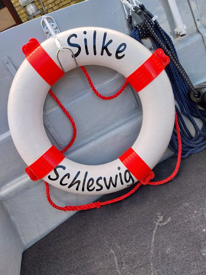 Freizeitboot, Restauriert vor zwei Jahren inkl. Trailer zu Verk. in Schleswig