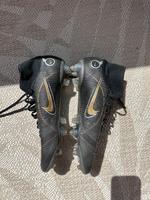 NIKE SUPERFLY 8 ELITE SG 44 WIE NEU– Triple Black Niedersachsen - Garbsen Vorschau