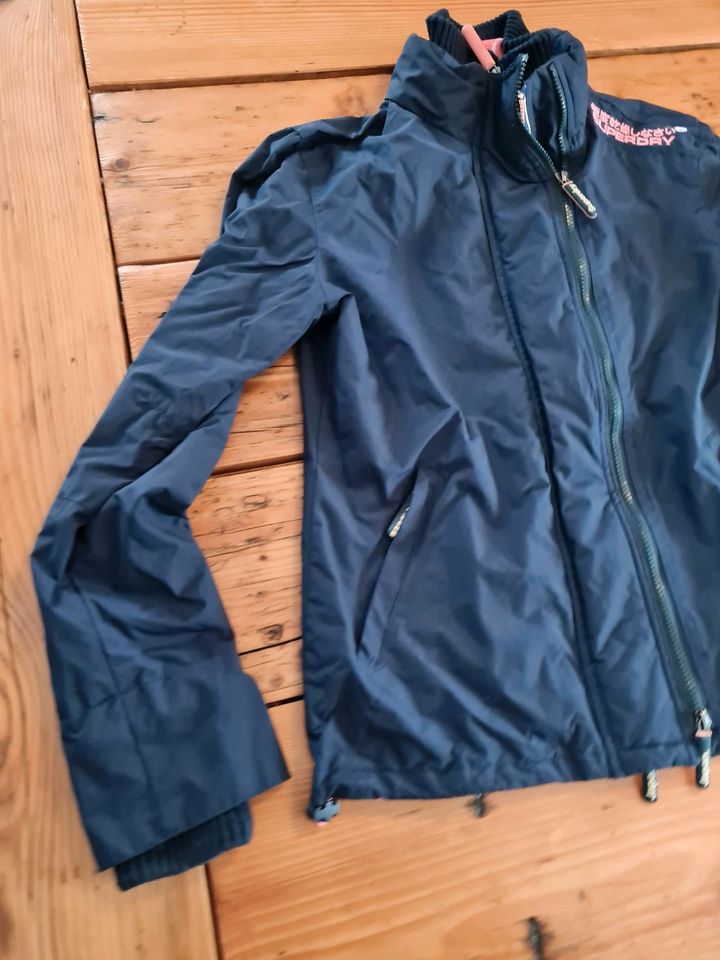 Superdry G50KZ001 Jacke blau gr M regenjacke windbreaker in Oldenburg