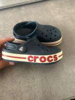 Crocs c8 23/24 toddler crocband Navy weiß Hessen - Babenhausen Vorschau