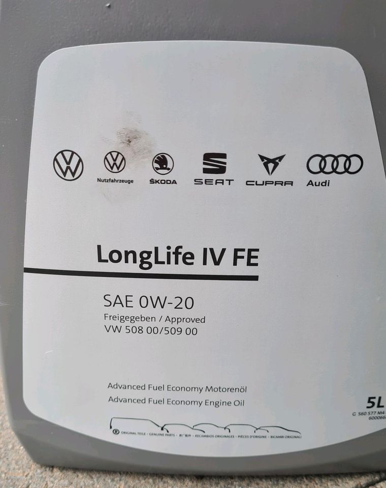 2x ca. 1 Liter Longlife IV FE Motoröl zu verschenken in Sendenhorst