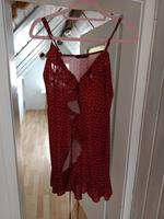 schönes rotes Wickelkleid mit Herzen Baden-Württemberg - Konstanz Vorschau