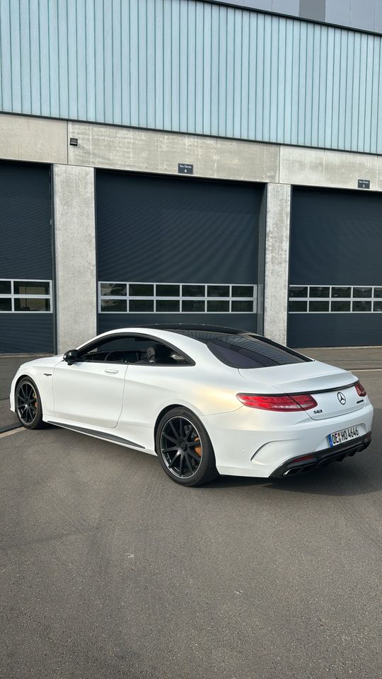 Mercedes S63 AMG COUPE MIETEN SPORTWAGEN HOCHZEIT E63S C63S GT63 in Olpe