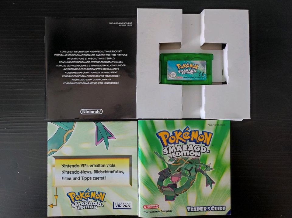 Game Boy Advance Spiel - Pokemon Smaragd Edition in Mönchengladbach