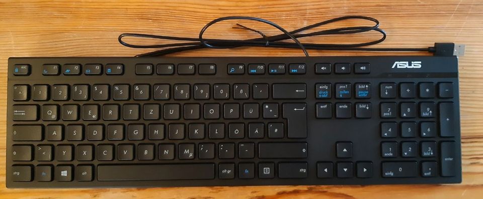 ASUS Keyboard / Tastatur (qwertz) – neu in OVP in Ostrhauderfehn