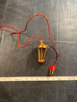 Lampe Leuchte 3,5V für Puppenstube Puppenhaus vintage Nordrhein-Westfalen - Hürth Vorschau