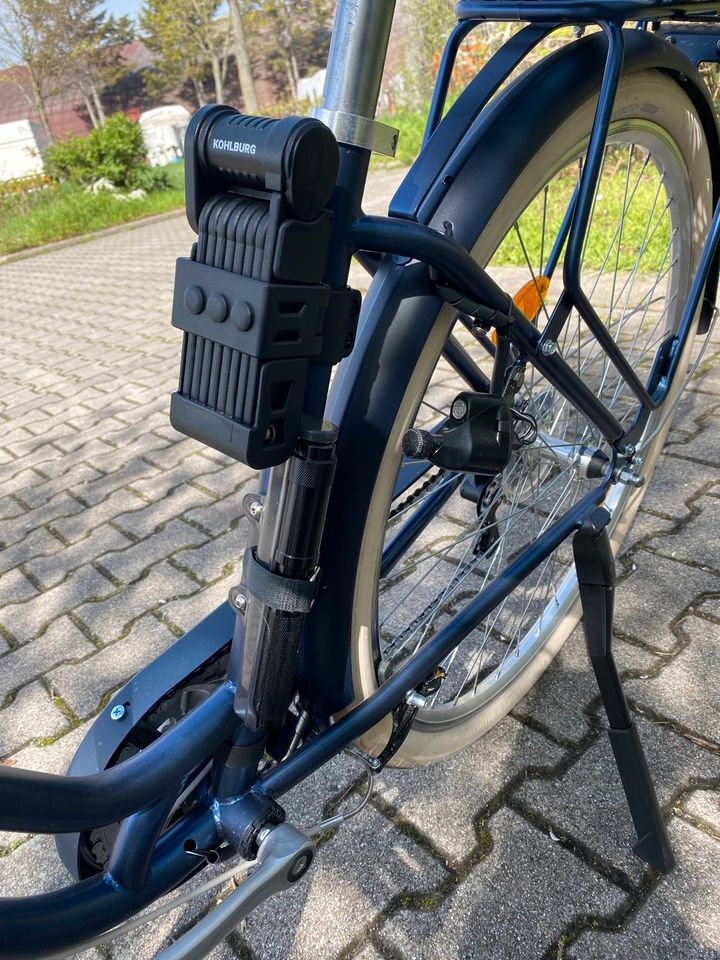 City Bike 28 Zoll Elops 520 mit Zubehör in Mannheim