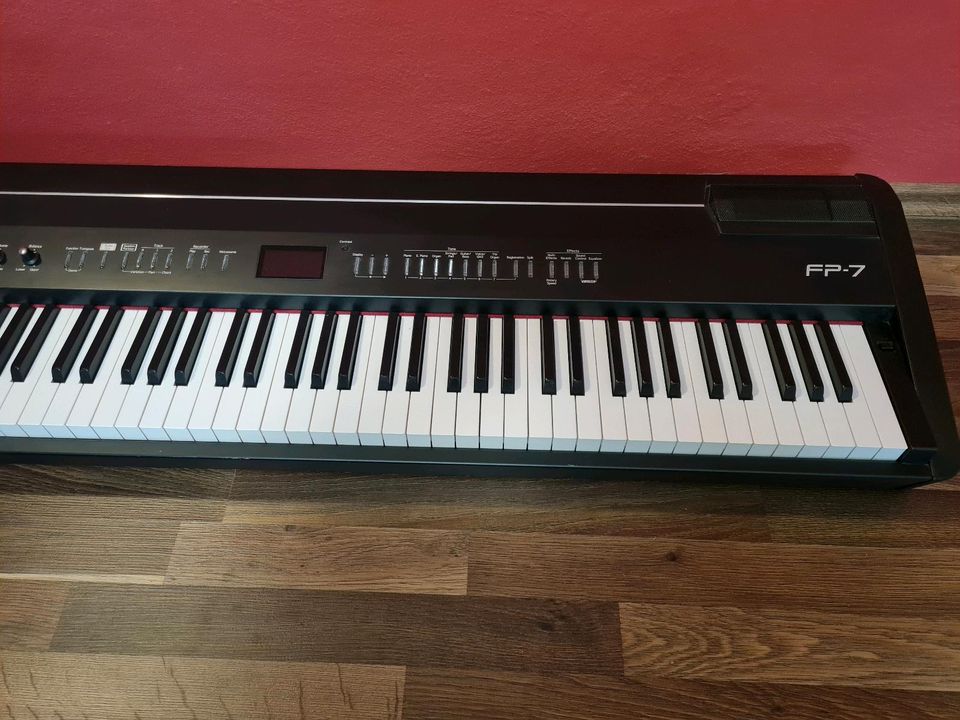 Roland FP-7 Stagepiano in Meschede