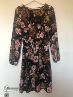 Kleid, Midikleid von About you, Größe 34, XS Frankfurt am Main - Bockenheim Vorschau