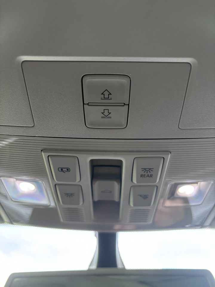 Volkswagen Golf Variant Cup 1.4 Benzin Panorama Automatik AHK in Norden