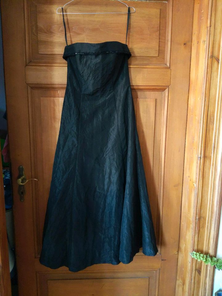 Super schönes festkleid gr 36 in Leipzig