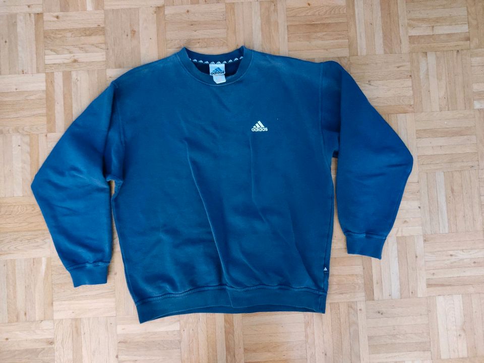 Adidas Vintage Sweater Pullover blau Größe M/6 90s in Baden-Württemberg -  Bad Dürrheim | eBay Kleinanzeigen ist jetzt Kleinanzeigen