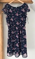Dunkelblaues Sommerkleid Blumen floral Laura Torelli Gr. M Niedersachsen - Sehnde Vorschau