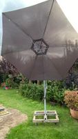 Sonnenschirm 3m Durchmesser. Dreh- und schwenkbar. Sehr gepflegt Saarland - Riegelsberg Vorschau