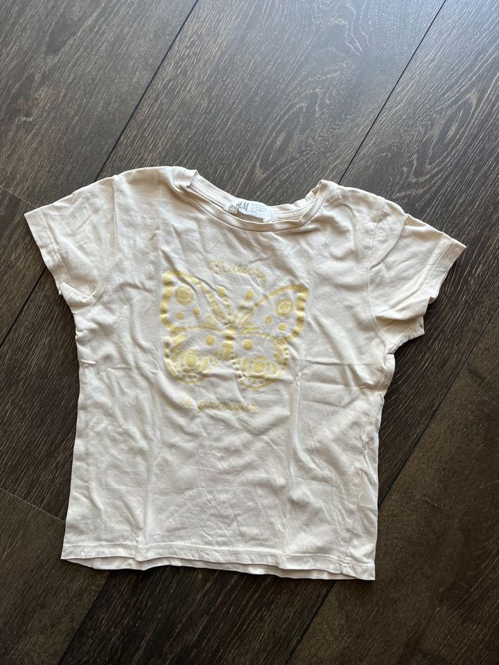 H&M | Mädchen | Shirt | Tshirt | Gr. 98/104 in Bokensdorf