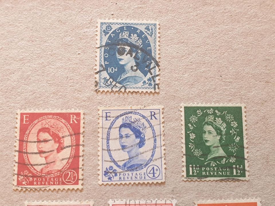 Kl.Sammlung Postage Revenue Königin Elisabeth in Bielefeld