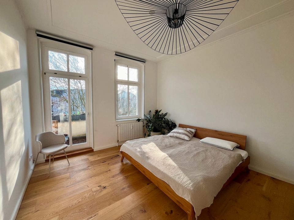 Möblierte 4 Zimmer Wohnung für 4 Monate in Berlin