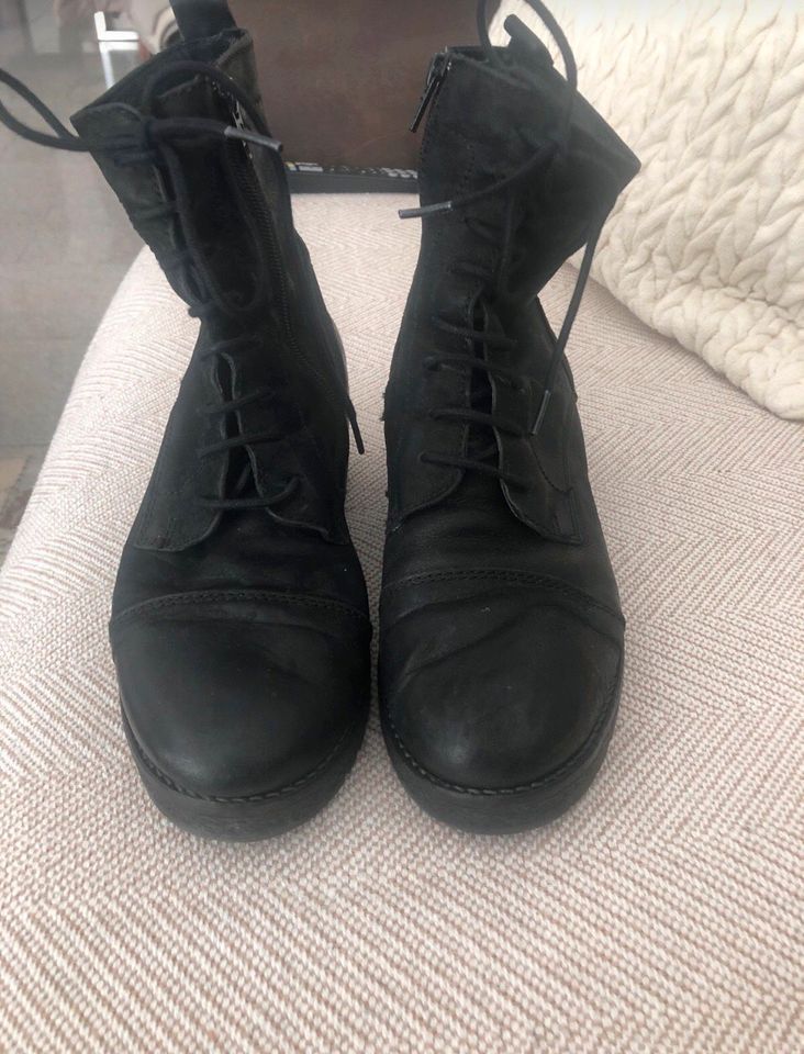 Apple of Eden Damen Stiefeletten, schwarz gr. 38 in Dittelbrunn