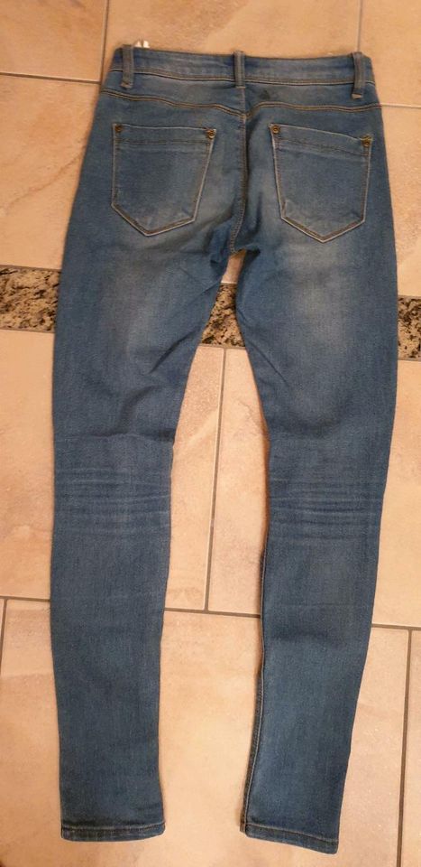 Jeans Jeanshose Größe 36 in Oberthulba