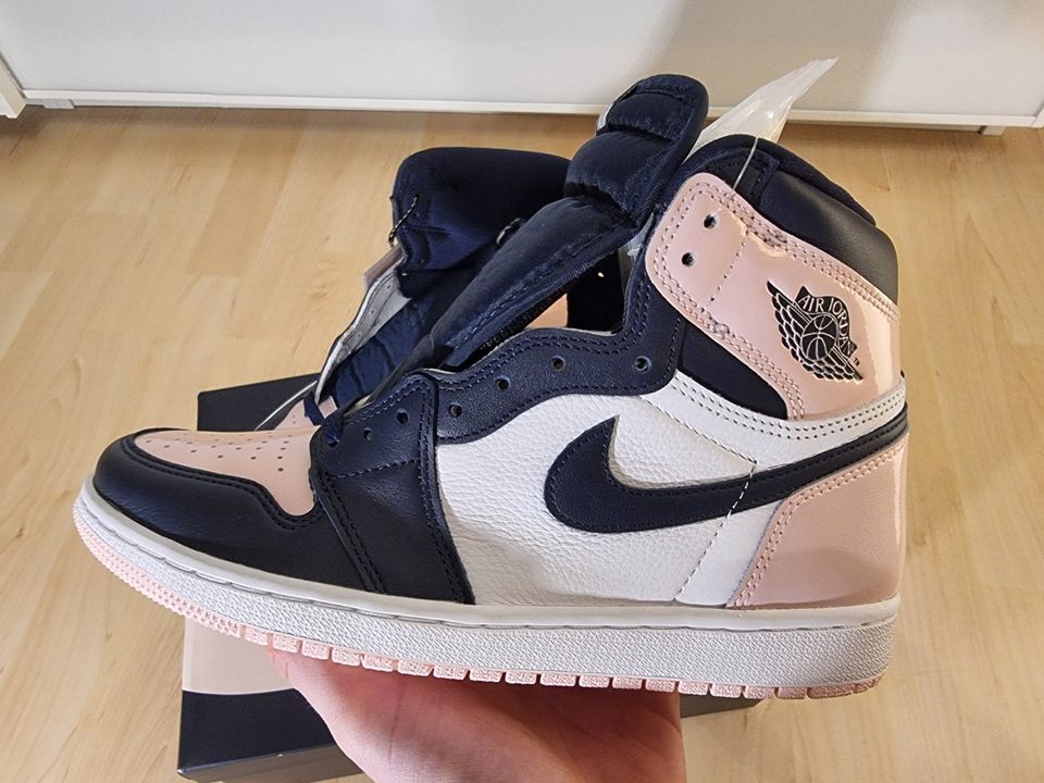 Jordan 1 Retro High OG Atmosphere US W 9,5 / EU 41 in Dingolshausen