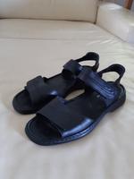 Josef Seibel Sandalen Leder schwarz Gr. 41 wNEU Niedersachsen - Dassel Vorschau