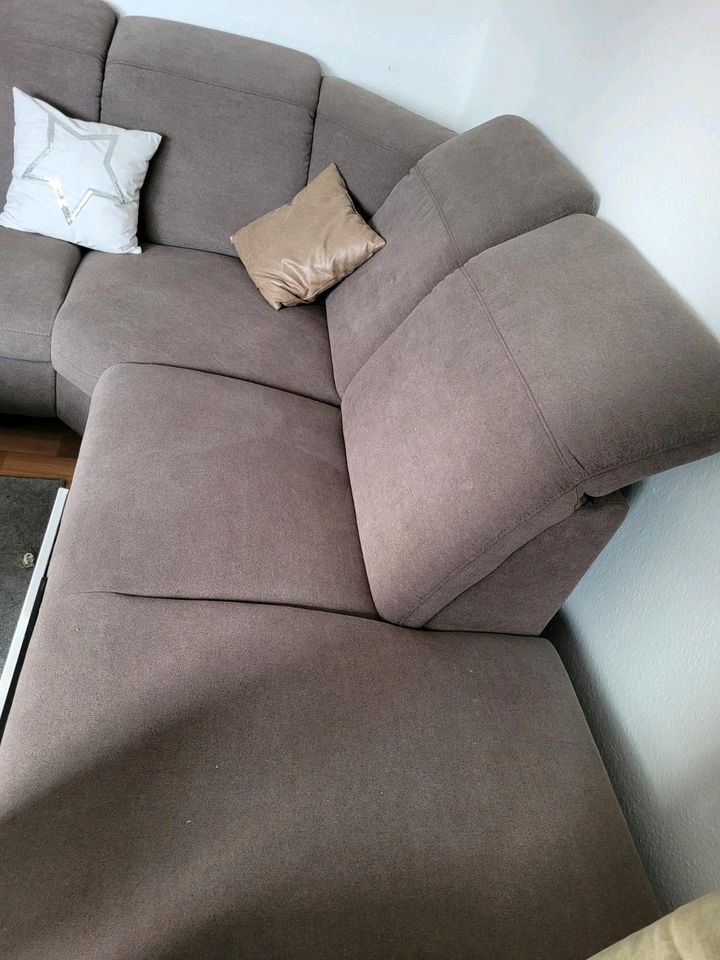 Sofa beige braun fast neu in Bad Sachsa