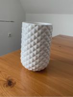 Weiße Depot Vase Waffelmuster Nordrhein-Westfalen - Meinerzhagen Vorschau