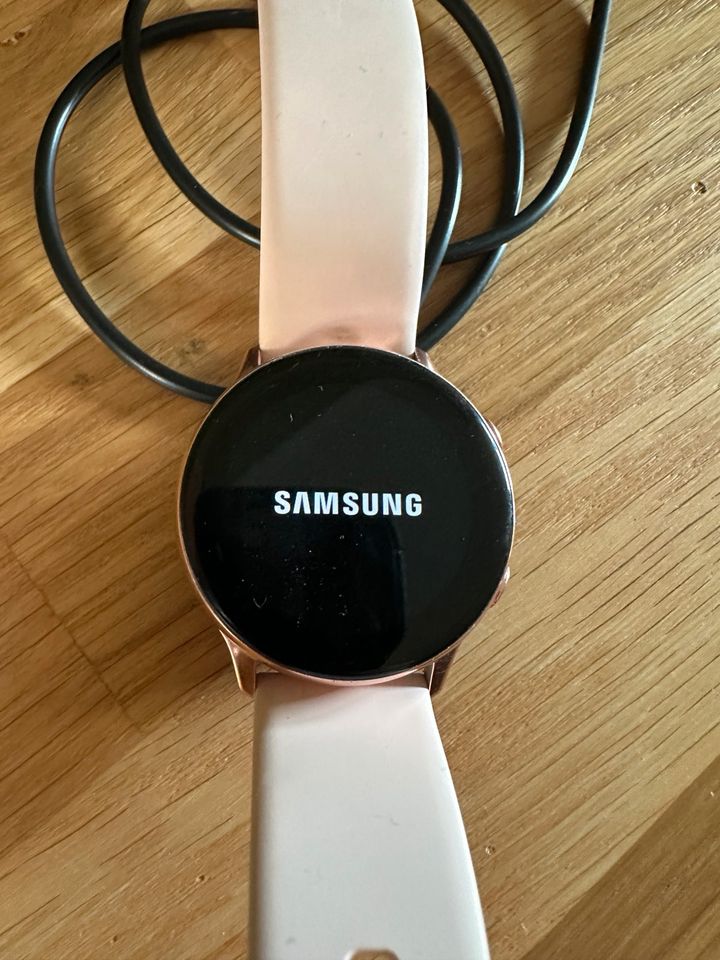 Samsung Galaxy Watch in Selters