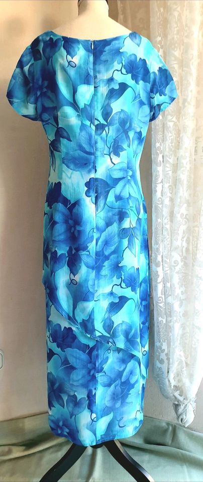 Mittellanges Kleid Gr. 36 von BIBA in Blau in Herne