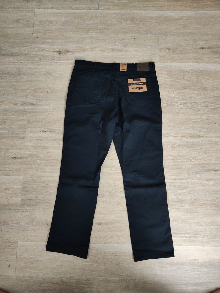 WRANGLER Texas Regular Dark Navy Gr. 40/34 (neu) in Koblenz