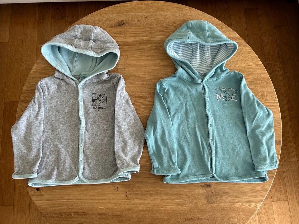 Top! Sweat-Jacke Strickjacke Jungen Gr. 86 / 92 in Bad Dürrheim