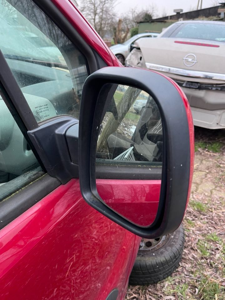 Peugeot Partner Tepee Tür rechts Beifahrertür Kotflügel rechts in Hamminkeln