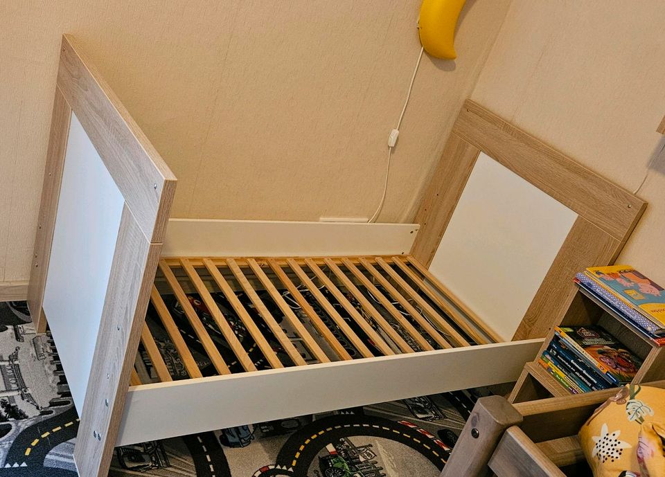 Gebraucht: Baby / Kinder Zimmer Bett Kommode Schrank in Recklinghausen