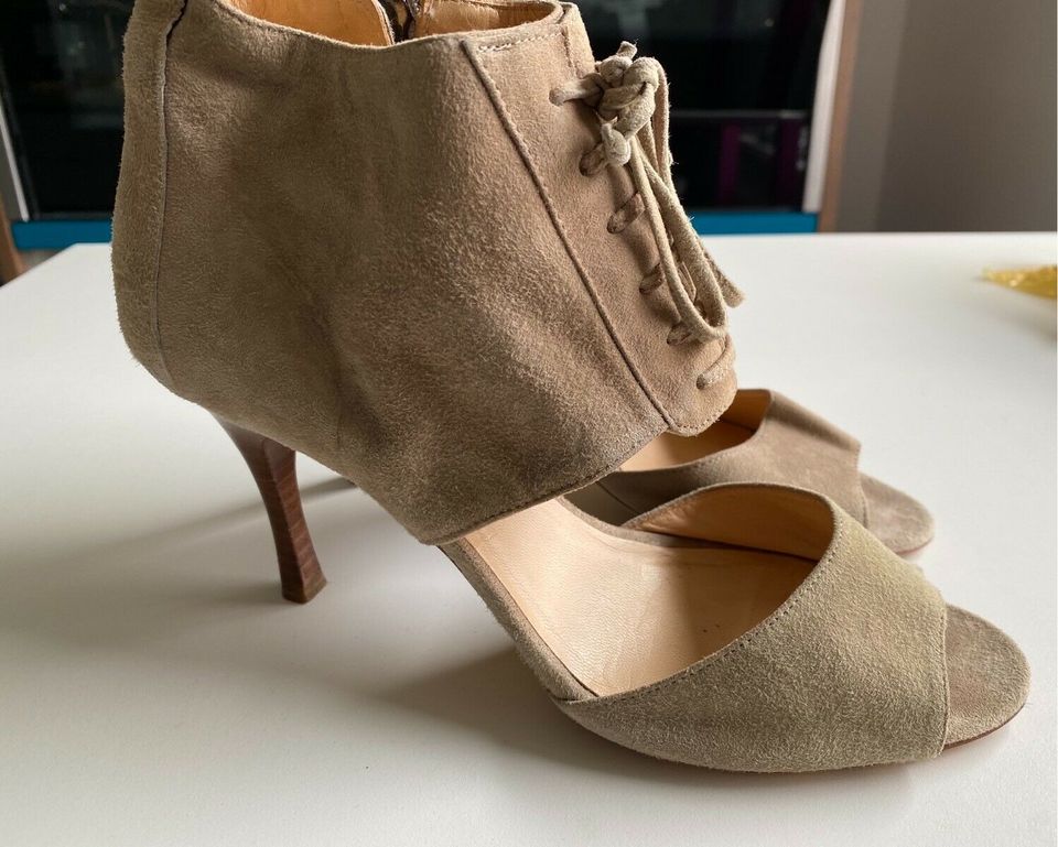 Lloyd High Heels Gr 38 Leder butterweich 1x getragen Schuhe Lady in Neustadt am Rübenberge