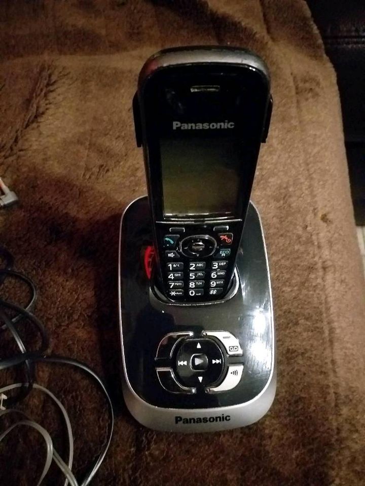 Panasonic KX-TG7521GB Schnurlostelefon mit Anrufbeantworter in Gießen