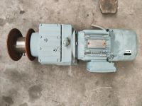 SEW-EURODRIVE Getriebemotor R77 DRS90M8/2BE1HR Nordrhein-Westfalen - Emmerich am Rhein Vorschau