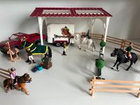 Schleich 42403 Reitschule mit Pickup,Anhänger und mega Zubehör Leipzig - Grünau-Mitte Vorschau