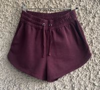 H&M basic kurze Hose Shorts Sommershort Gr. 34 aubergine wie neu Feldmoching-Hasenbergl - Feldmoching Vorschau