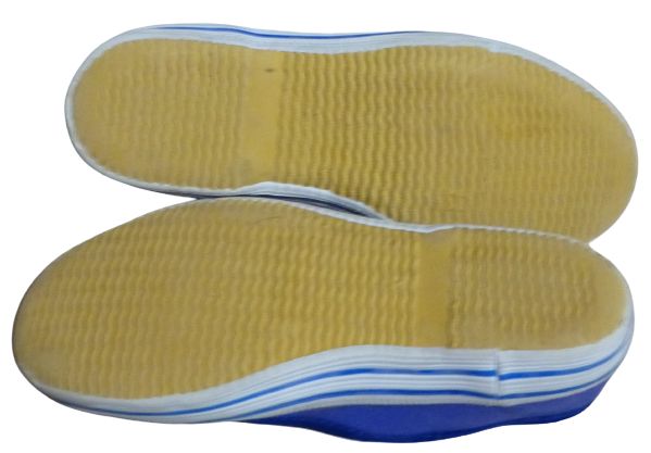 Turnschuhe/Turnhallen-Schuhe Größe 30 in Großheirath