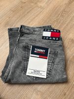 Tommy Hilfiger Jeans Gr. 28/30 NEU Dortmund - Brackel Vorschau