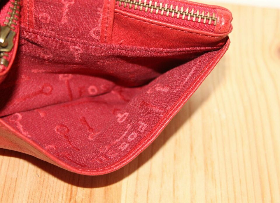 FOSSIL Colette Geldbörse Leder Vintage Portemonnaie Rot Clutch in Duisburg  - Duisburg-Mitte | eBay Kleinanzeigen ist jetzt Kleinanzeigen
