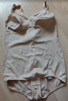 Triumph Body Corsage Korsett Bustier Vintage 95B Beige neuwertig Saarland - Völklingen Vorschau