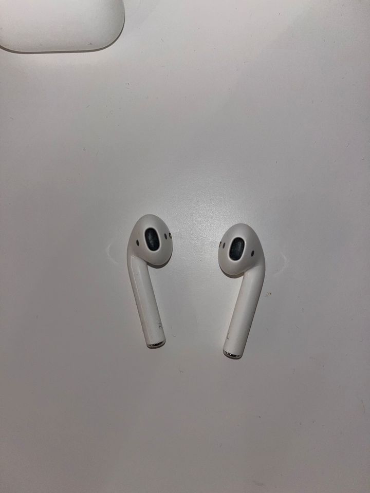 Air Pods 1. Generation in Wuppertal