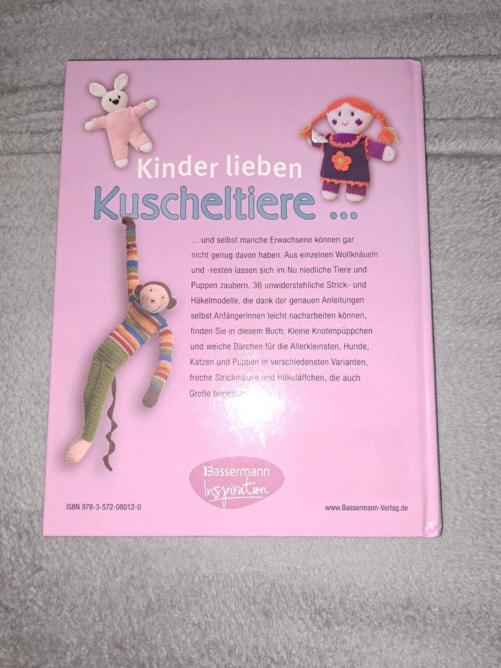 Häkel - und Strickbuch f.Kuscheltiere in Berlin