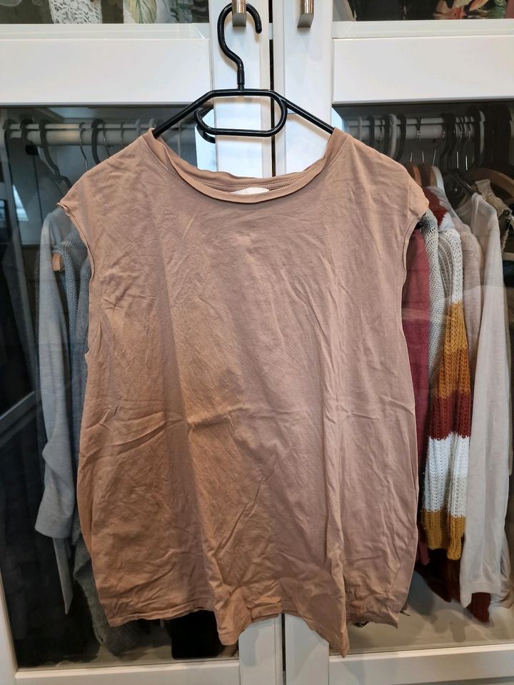 Umstandsshirt von H&M in Schwarme